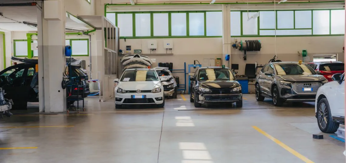 Interno della Carrozzeria Angiari